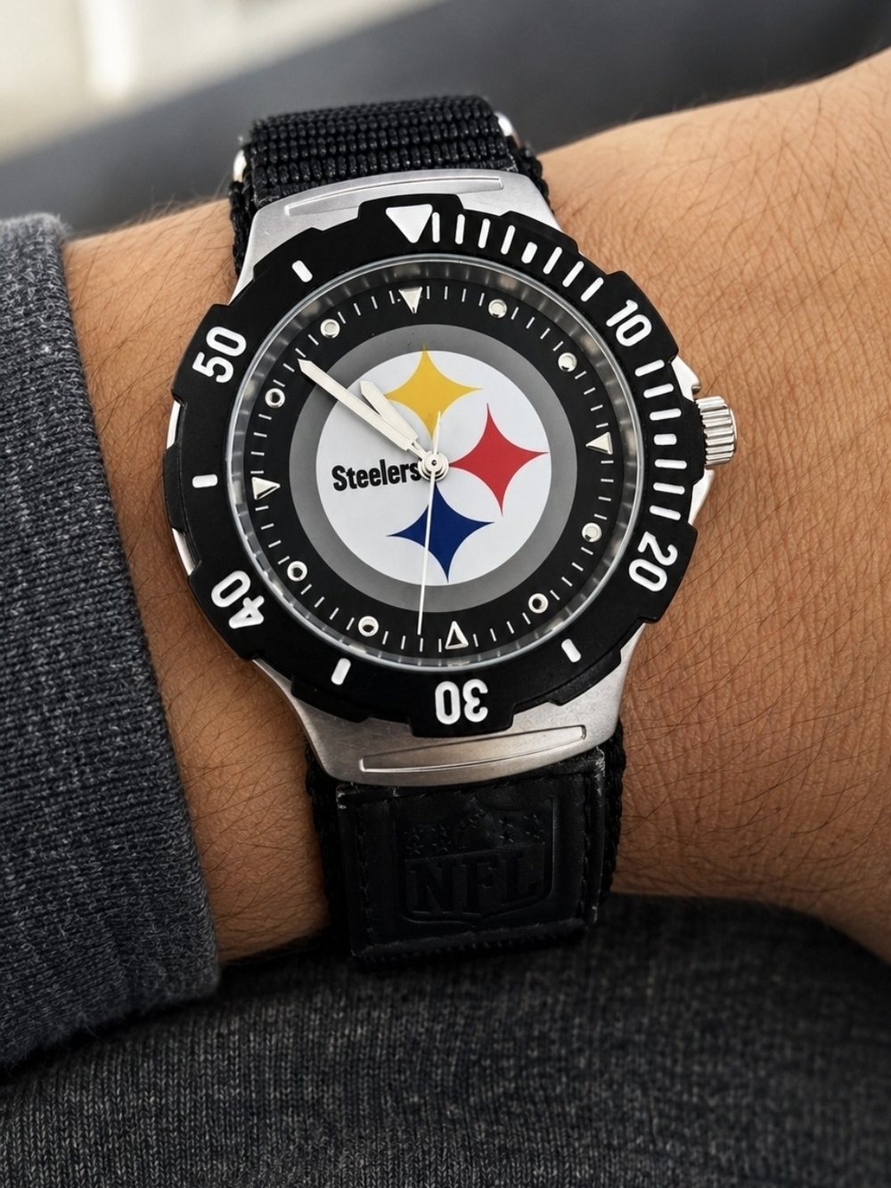 Pittsburgh Steelers NFL Men's Quartz Watch – Black Strap